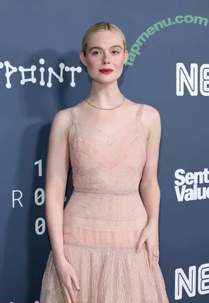Elle Fanning / ellefanning nude photo #3699
