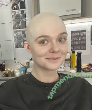 Elle Fanning / ellefanning nude photo #3710