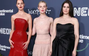 Elle Fanning / ellefanning nude photo #3739