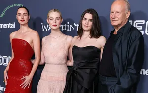 Elle Fanning / ellefanning nude photo #3740