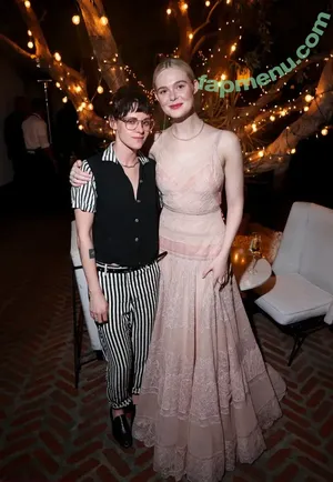 Elle Fanning / ellefanning nude photo #3742