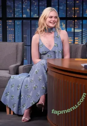 Elle Fanning / ellefanning nude photo #3769