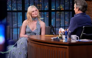 Elle Fanning / ellefanning nude photo #3773