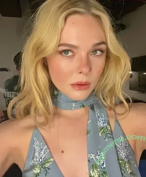 Elle Fanning / ellefanning nude photo #3781