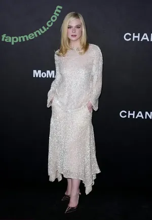 Elle Fanning / ellefanning nude photo #3789
