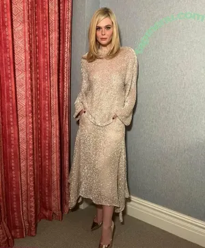 Elle Fanning / ellefanning nude photo #3816