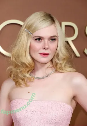 Elle Fanning / ellefanning nude photo #3881