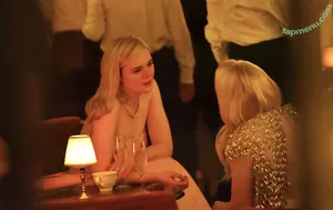 Elle Fanning / ellefanning nude photo #3911