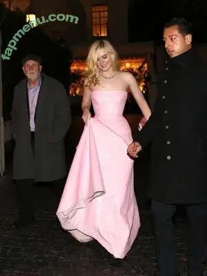 Elle Fanning / ellefanning nude photo #3921