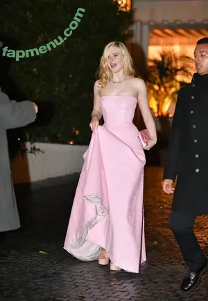 Elle Fanning / ellefanning nude photo #3926