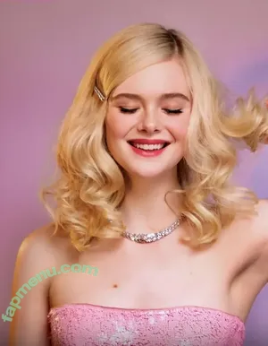 Elle Fanning / ellefanning nude photo #3934