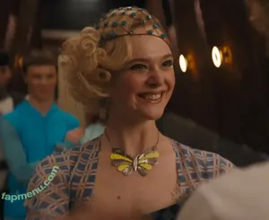 Elle Fanning / ellefanning nude photo #3936