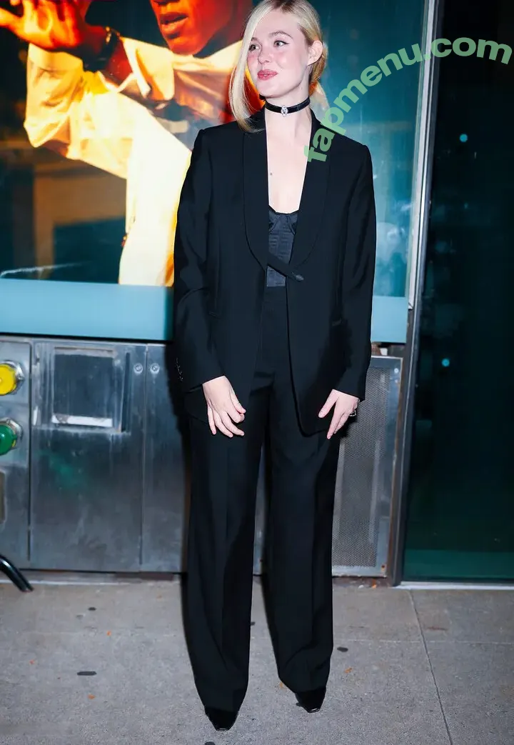 Elle Fanning nude photo #3251 (ellefanning)