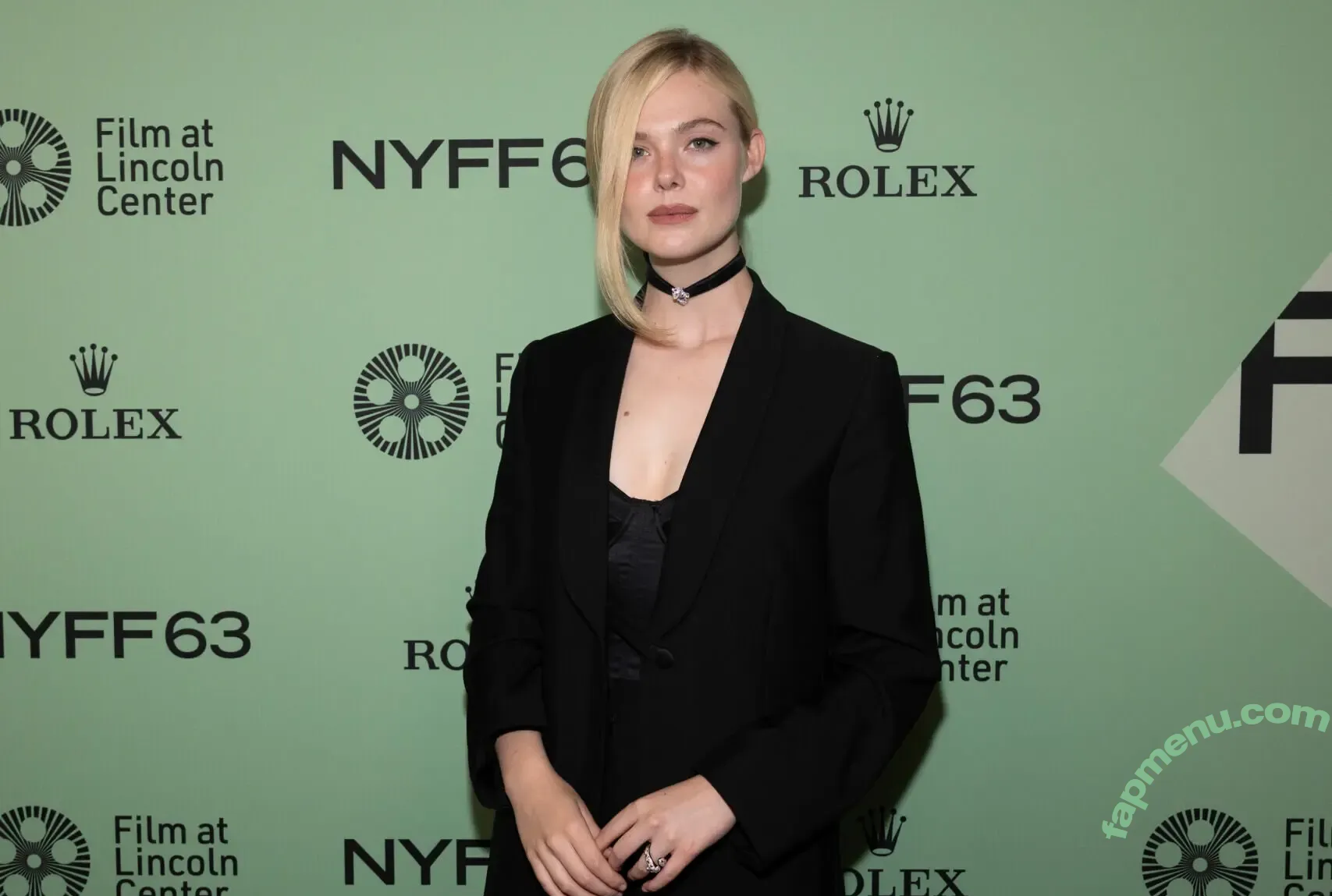 Elle Fanning nude photo #3256 (ellefanning)