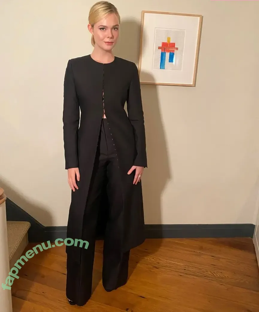 Elle Fanning nude photo #3293 (ellefanning)