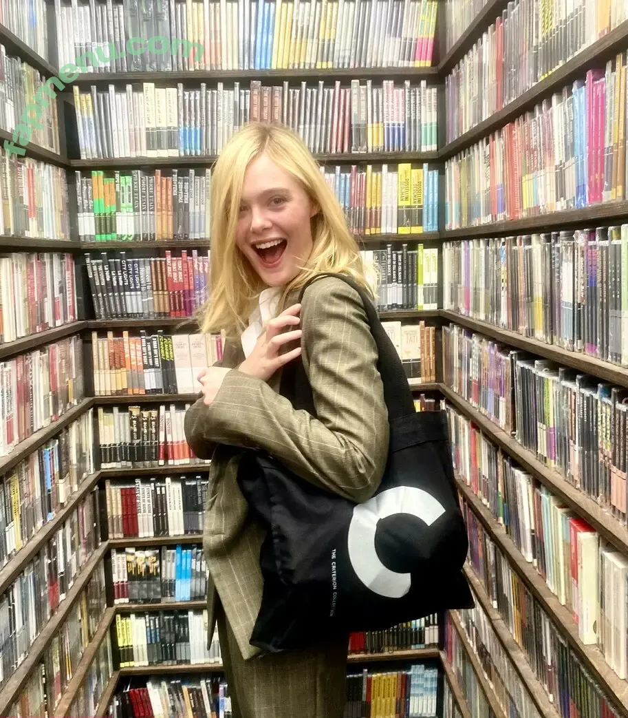 Elle Fanning nude photo #3302 (ellefanning)