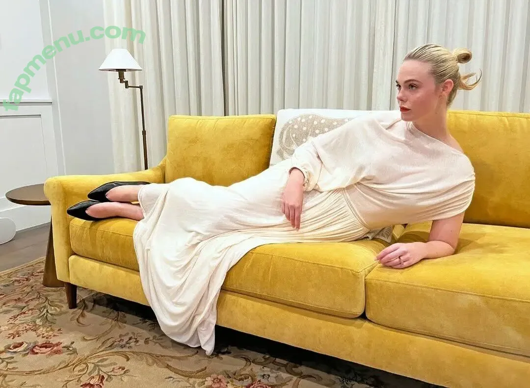 Elle Fanning nude photo #3317 (ellefanning)