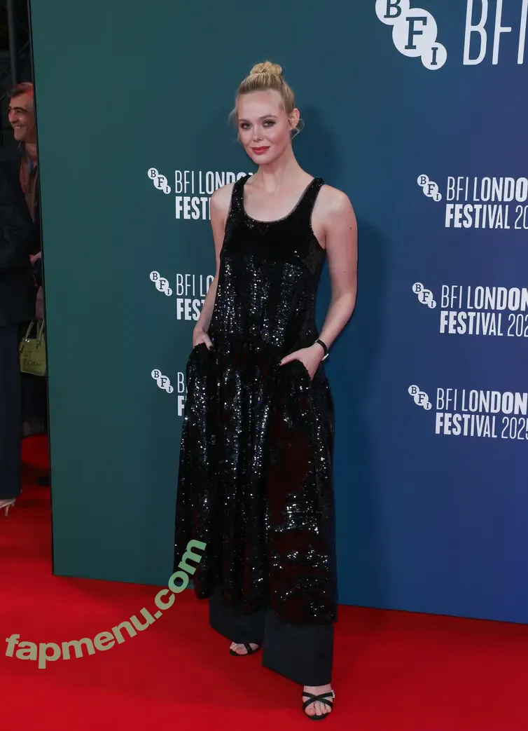 Elle Fanning nude photo #3409 (ellefanning)