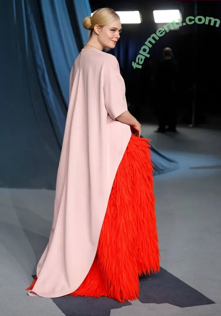 Elle Fanning nude photo #3452 (ellefanning)