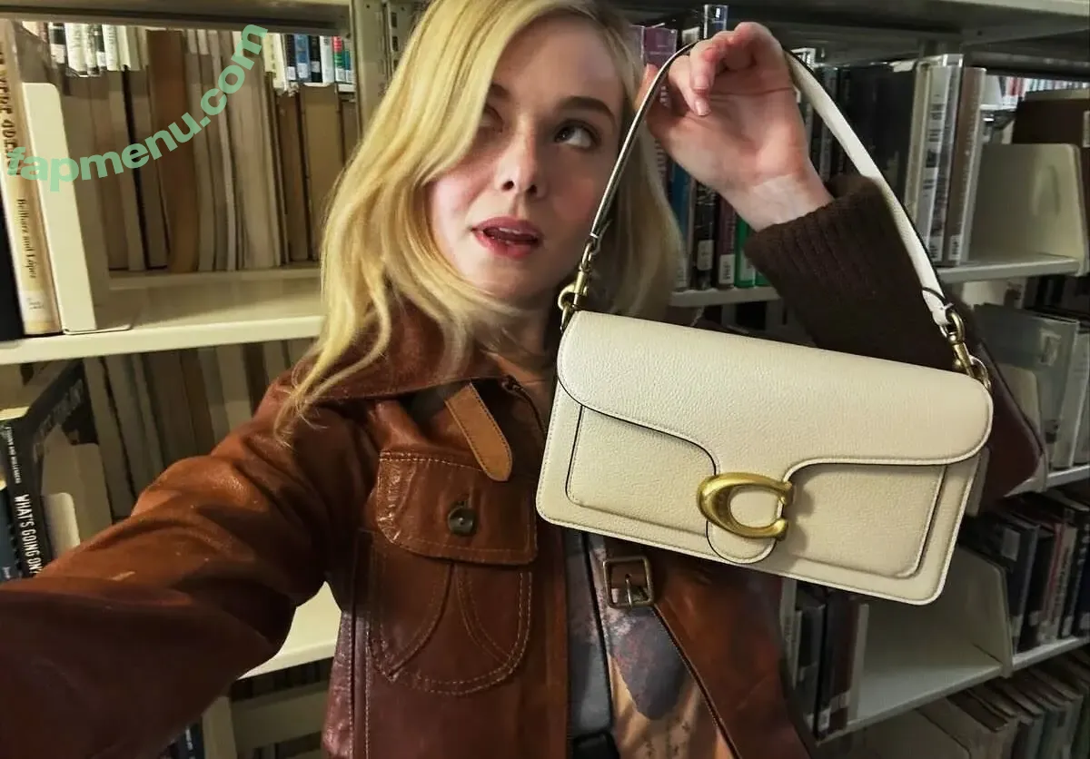 Elle Fanning nude photo #3490 (ellefanning)