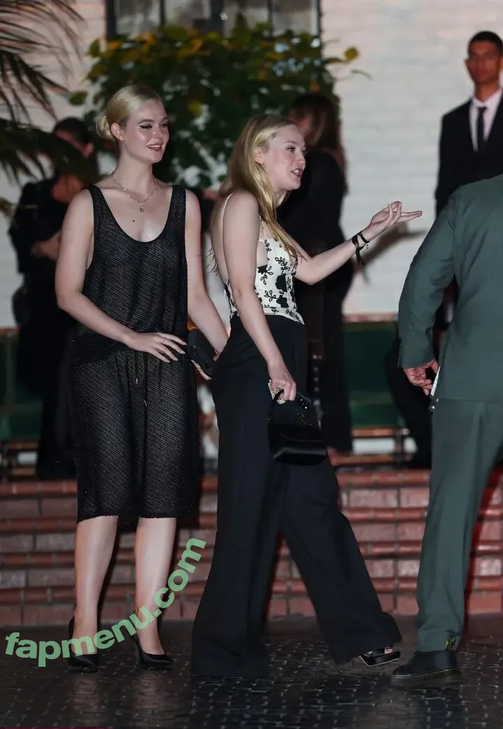 Elle Fanning nude photo #3493 (ellefanning)