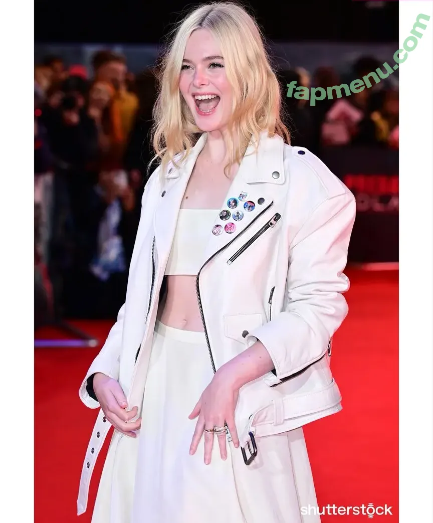 Elle Fanning nude photo #3533 (ellefanning)
