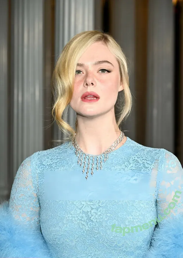 Elle Fanning nude photo #3566 (ellefanning)