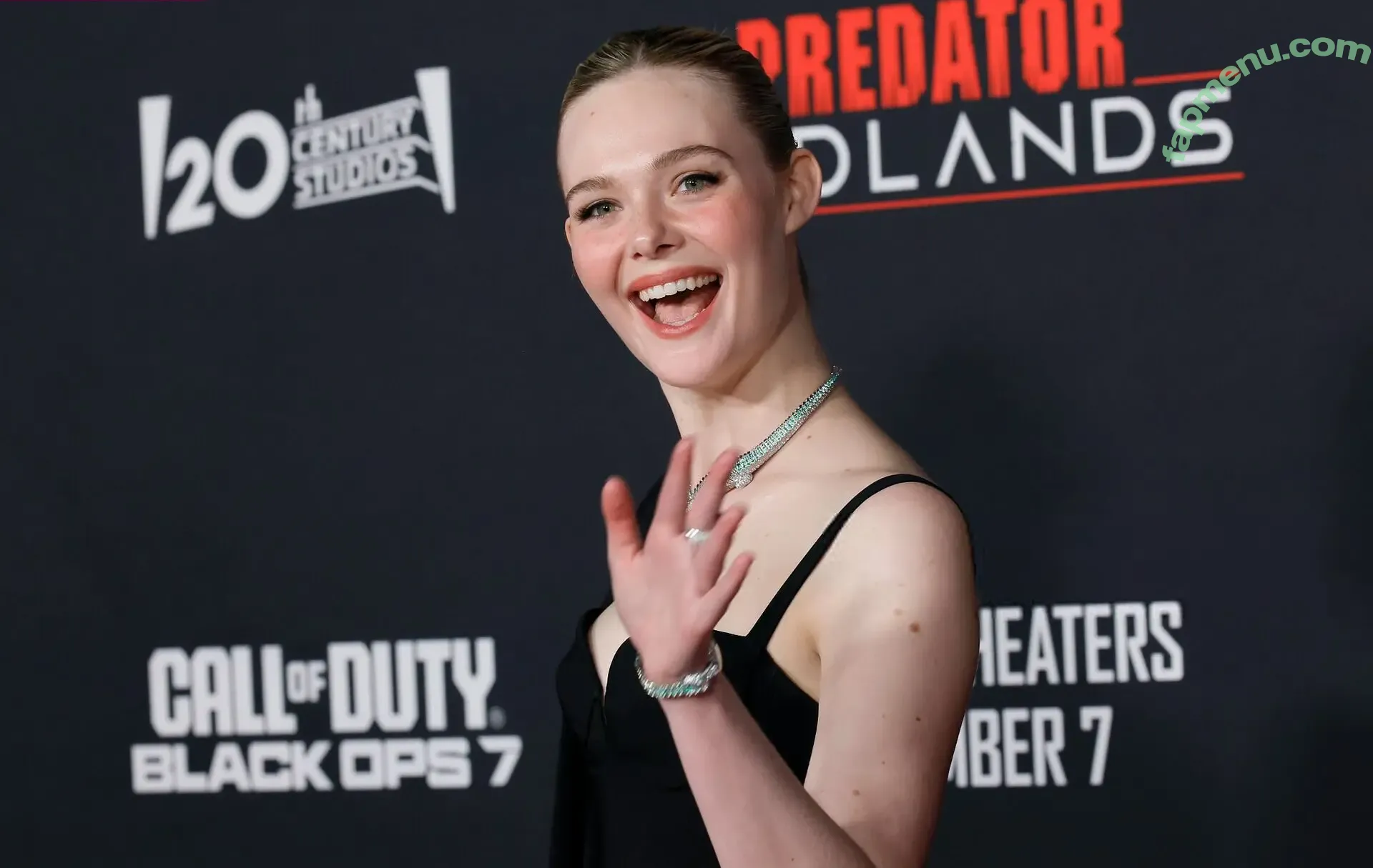 Elle Fanning nude photo #3633 (ellefanning)