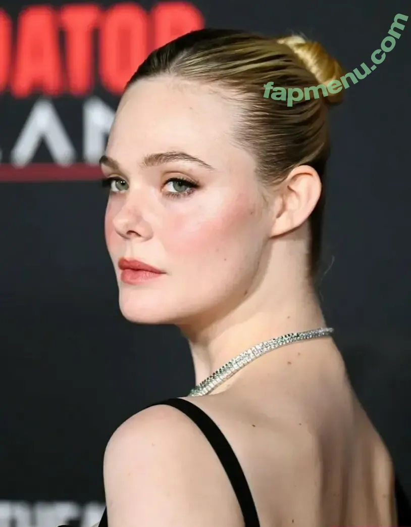 Elle Fanning nude photo #3651 (ellefanning)