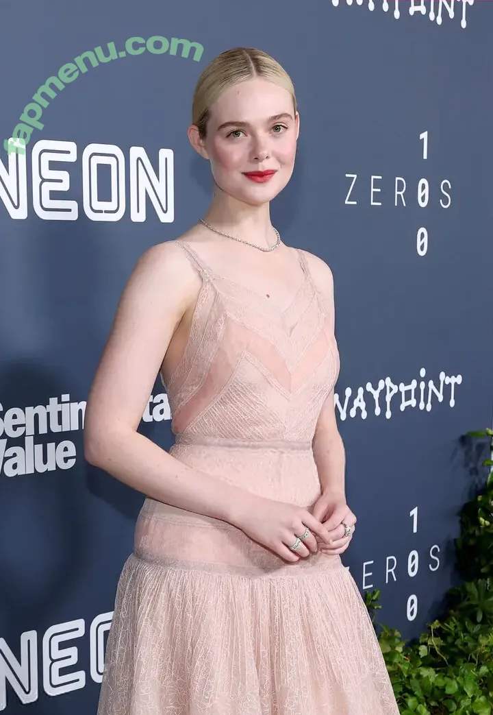 Elle Fanning nude photo #3664 (ellefanning)