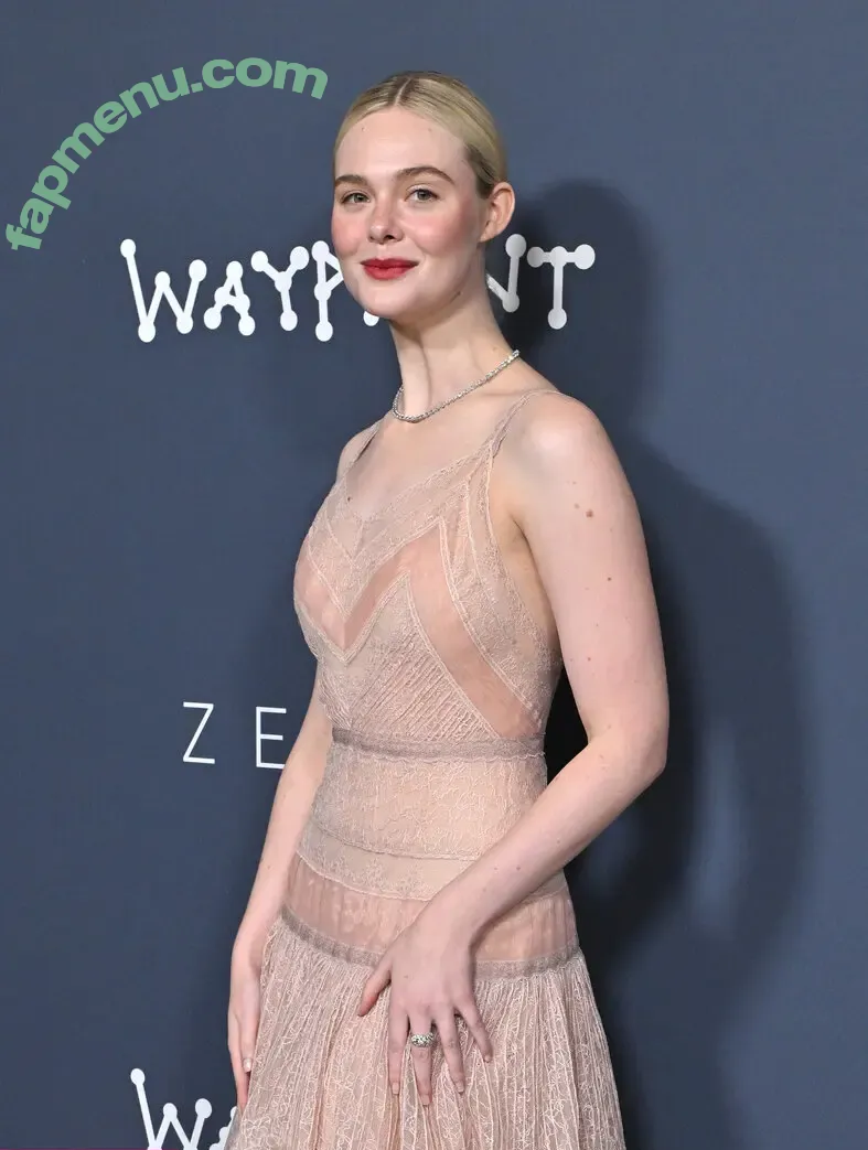Elle Fanning nude photo #3692 (ellefanning)