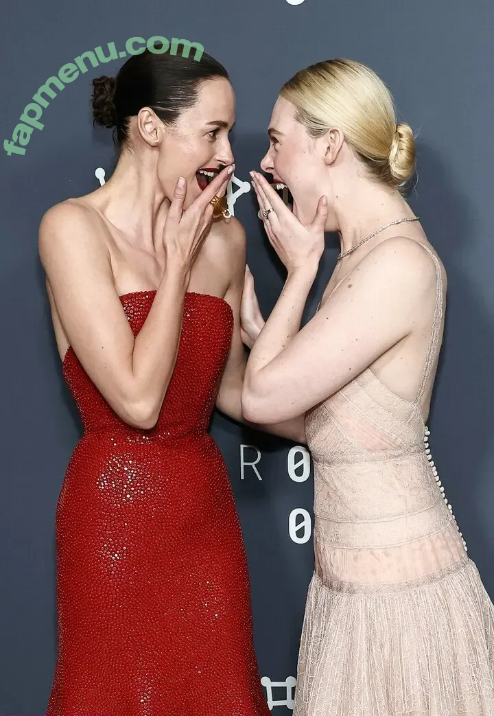 Elle Fanning nude photo #3728 (ellefanning)