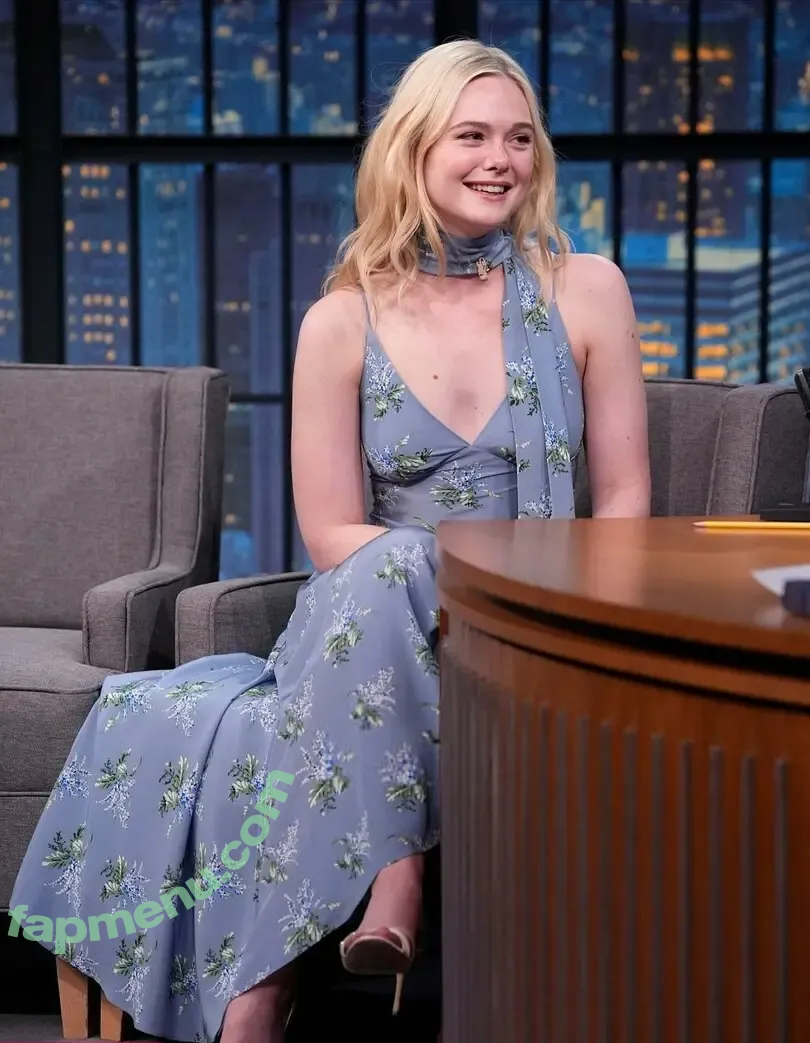 Elle Fanning nude photo #3777 (ellefanning)