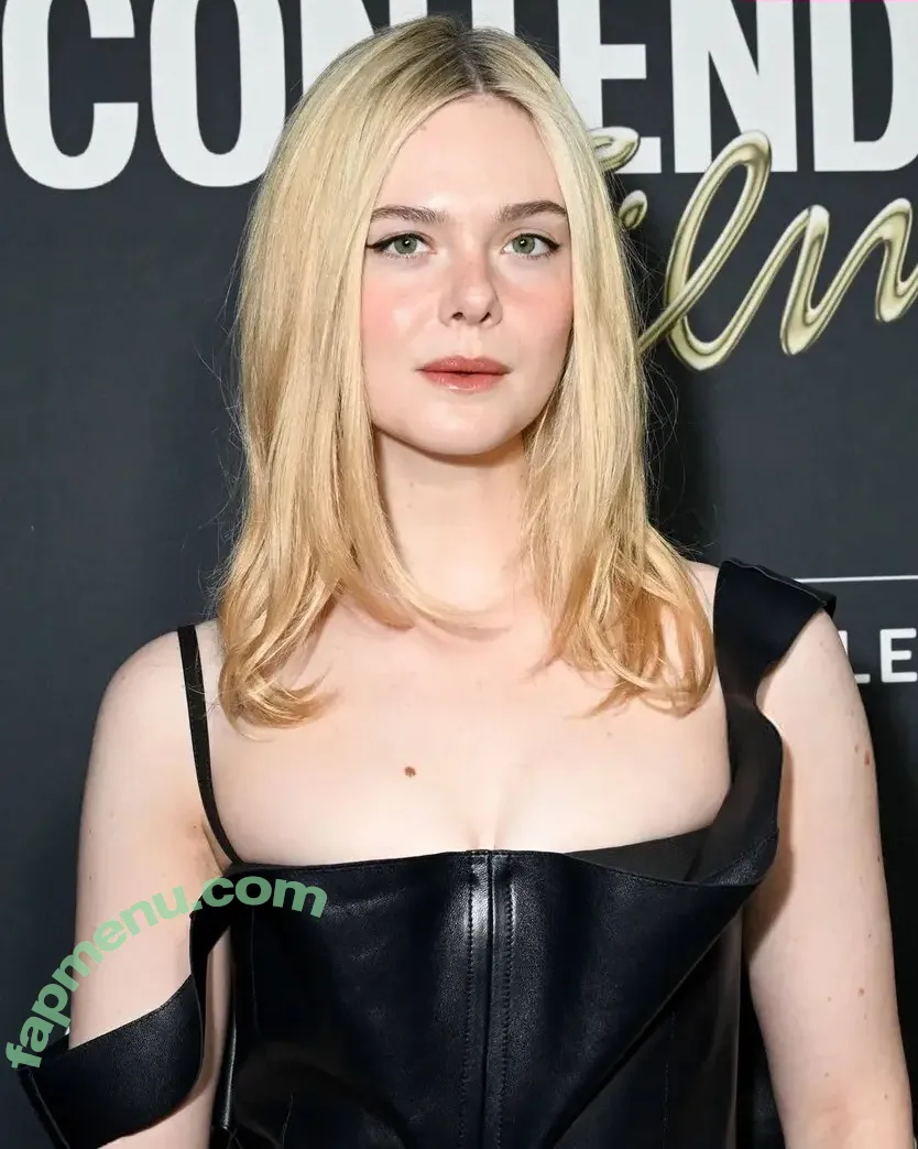 Elle Fanning nude photo #3842 (ellefanning)