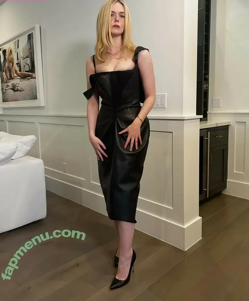 Elle Fanning nude photo #3846 (ellefanning)