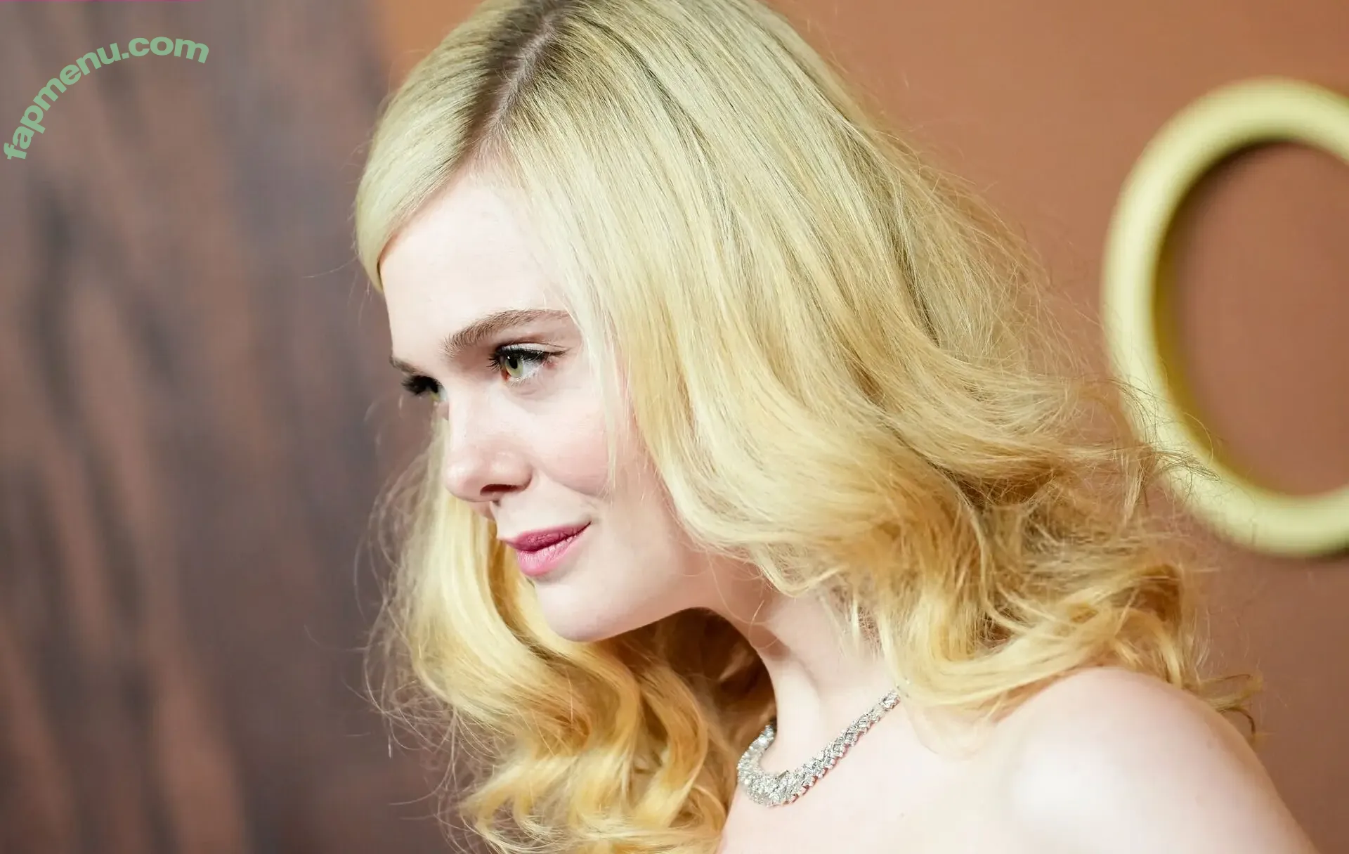 Elle Fanning nude photo #3873 (ellefanning)