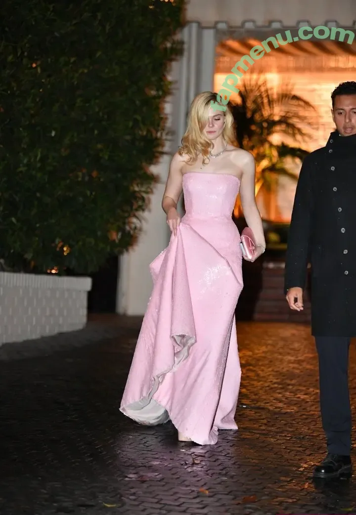 Elle Fanning nude photo #3905 (ellefanning)