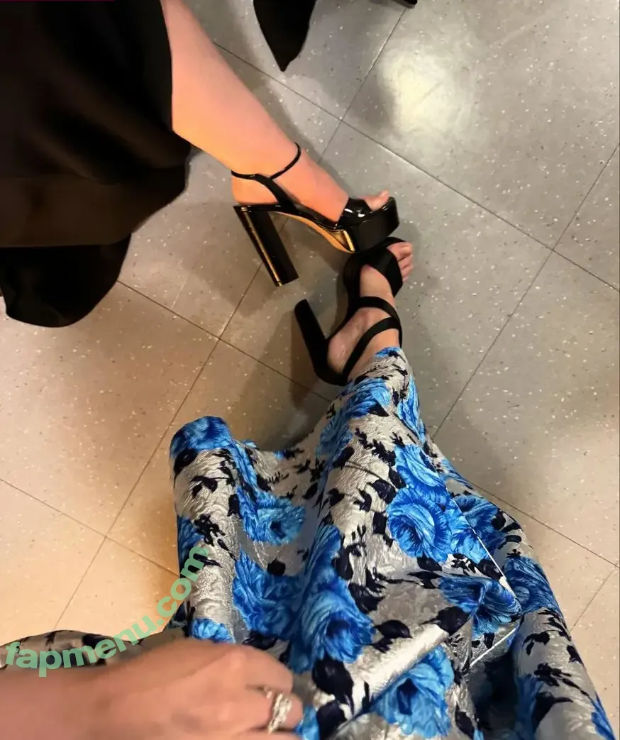 Elle Fanning nude photo #3942 (ellefanning)