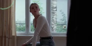 Elle Fanning / ellefanning nude photo #4035