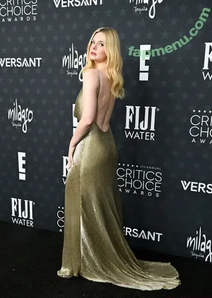 Elle Fanning / ellefanning nude photo #4198