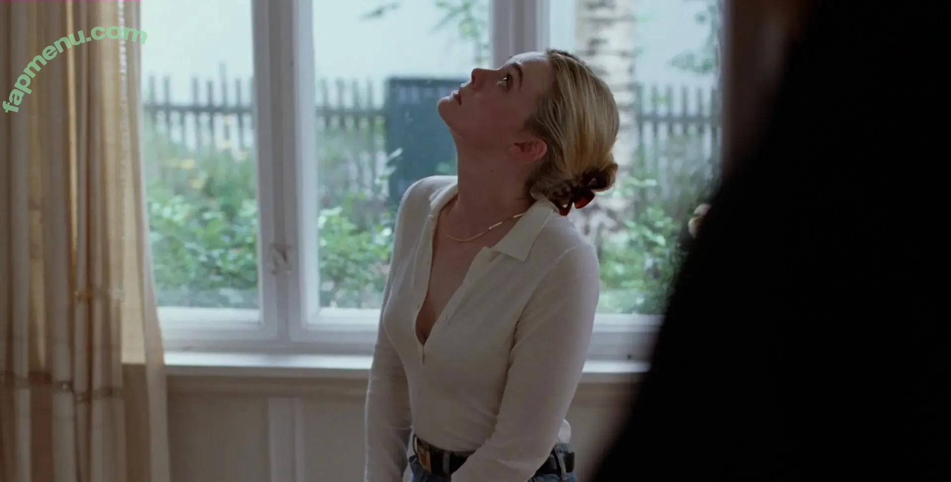 Elle Fanning nude photo #4034 (ellefanning)