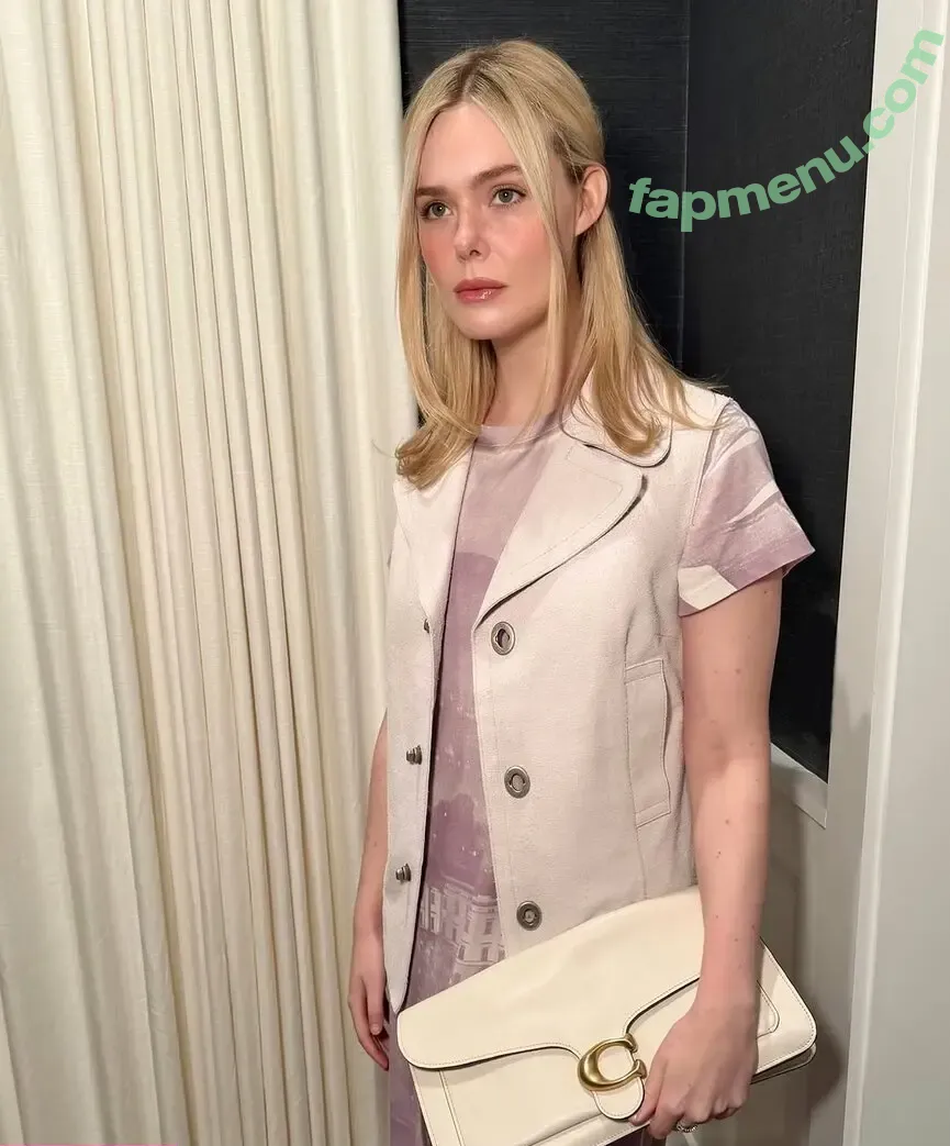 Elle Fanning nude photo #4075 (ellefanning)