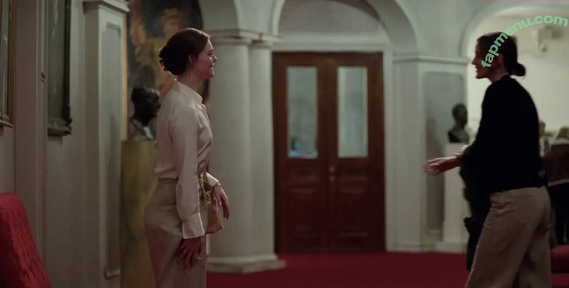 Elle Fanning nude photo #4078 (ellefanning)