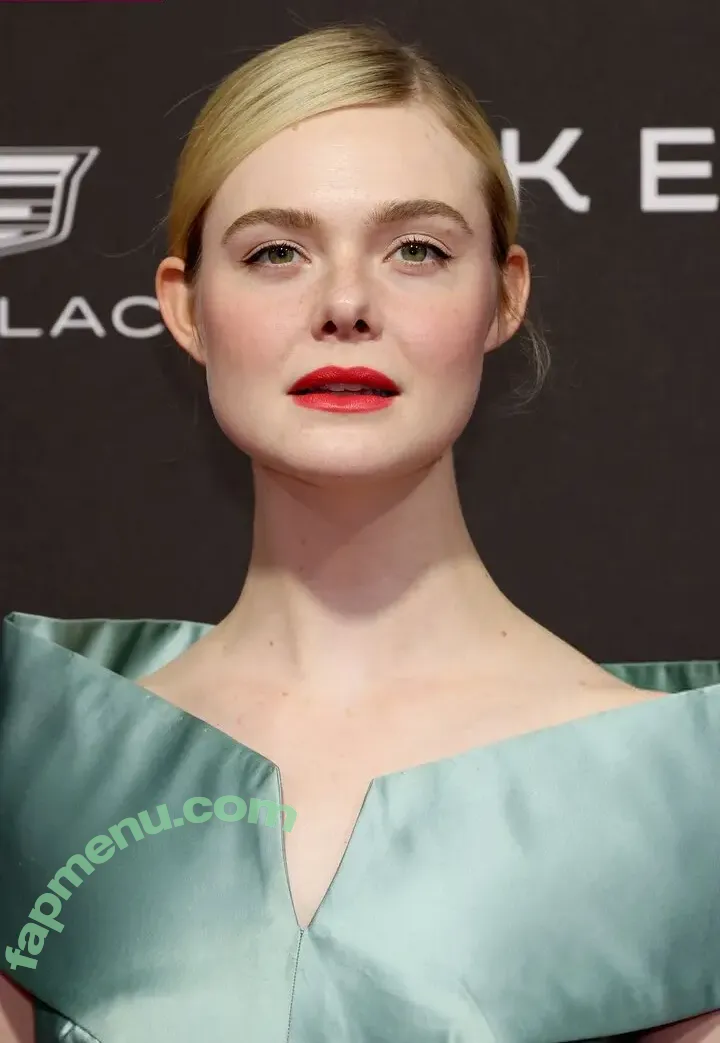 Elle Fanning nude photo #4154 (ellefanning)