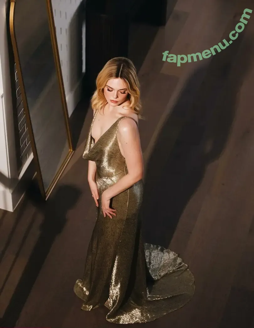 Elle Fanning nude photo #4170 (ellefanning)
