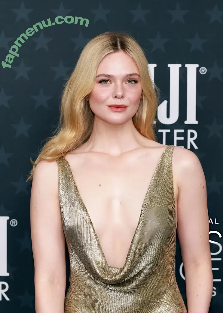 Elle Fanning nude photo #4192 (ellefanning)