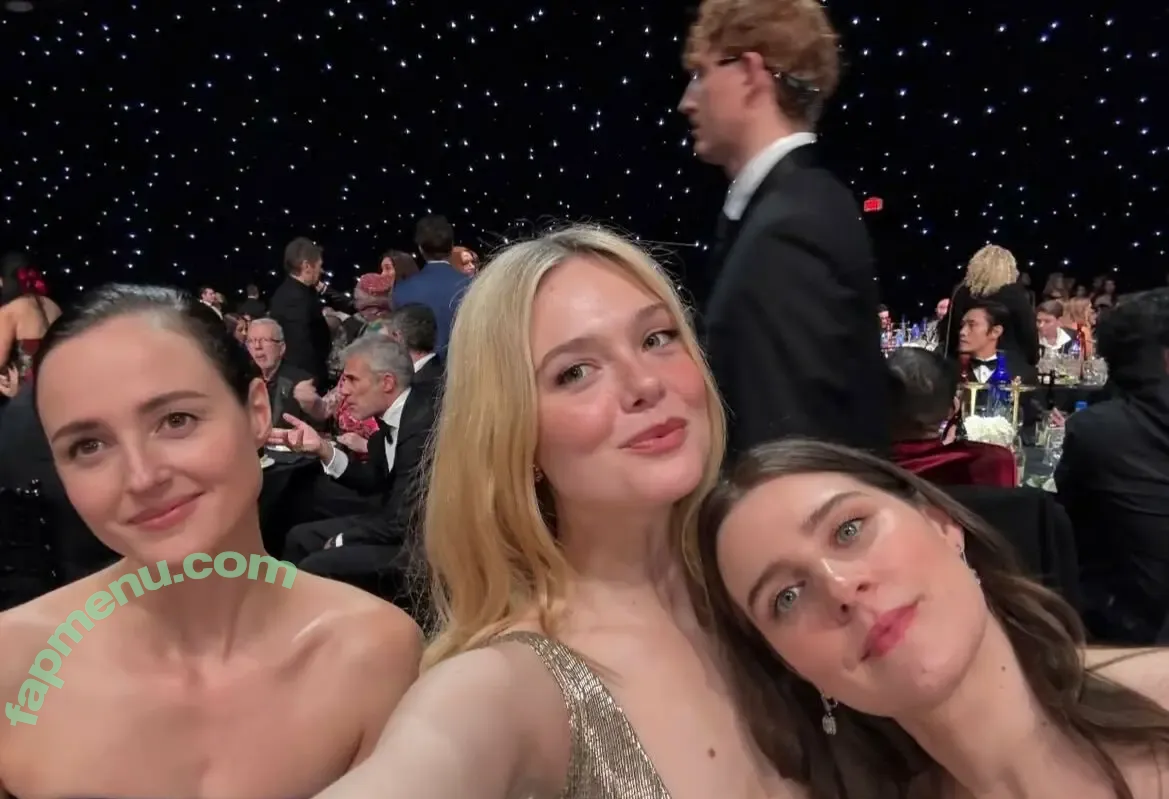 Elle Fanning nude photo #4214 (ellefanning)