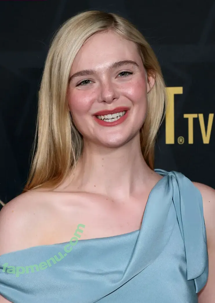 Elle Fanning nude photo #4229 (ellefanning)