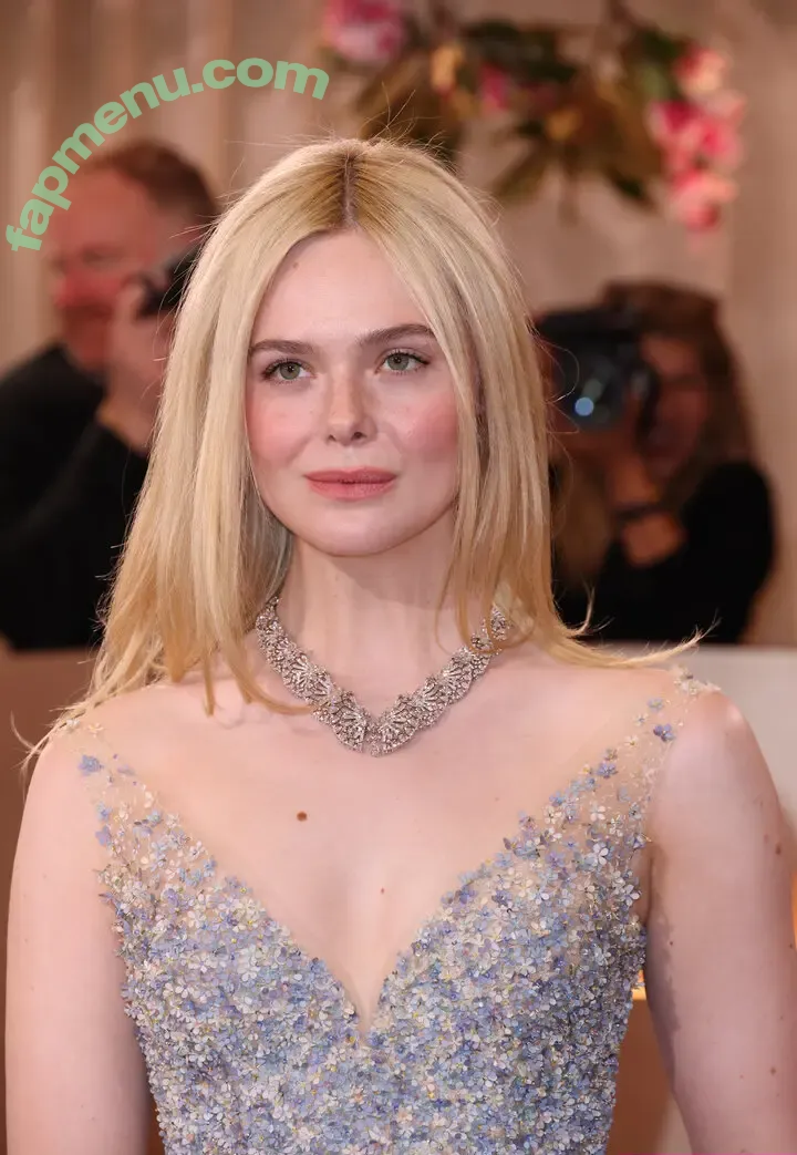 Elle Fanning nude photo #4254 (ellefanning)
