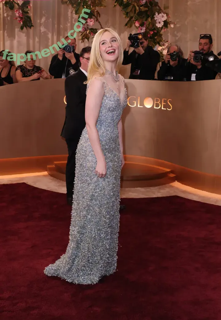 Elle Fanning nude photo #4260 (ellefanning)